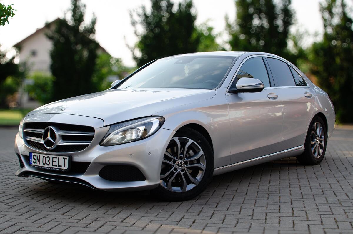 Louer une Mercedes Benz C Class